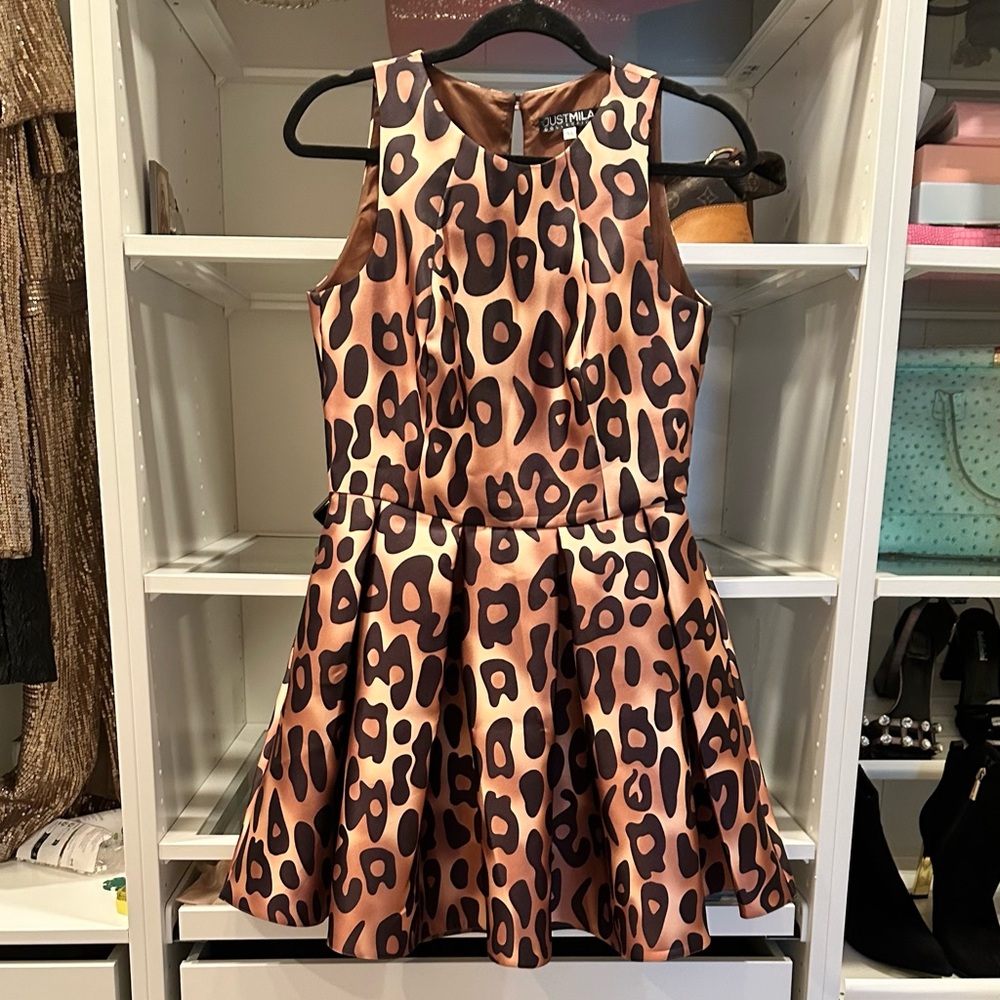 Leopard Print Dress Just Mila. Made in 🇮🇹 Italy